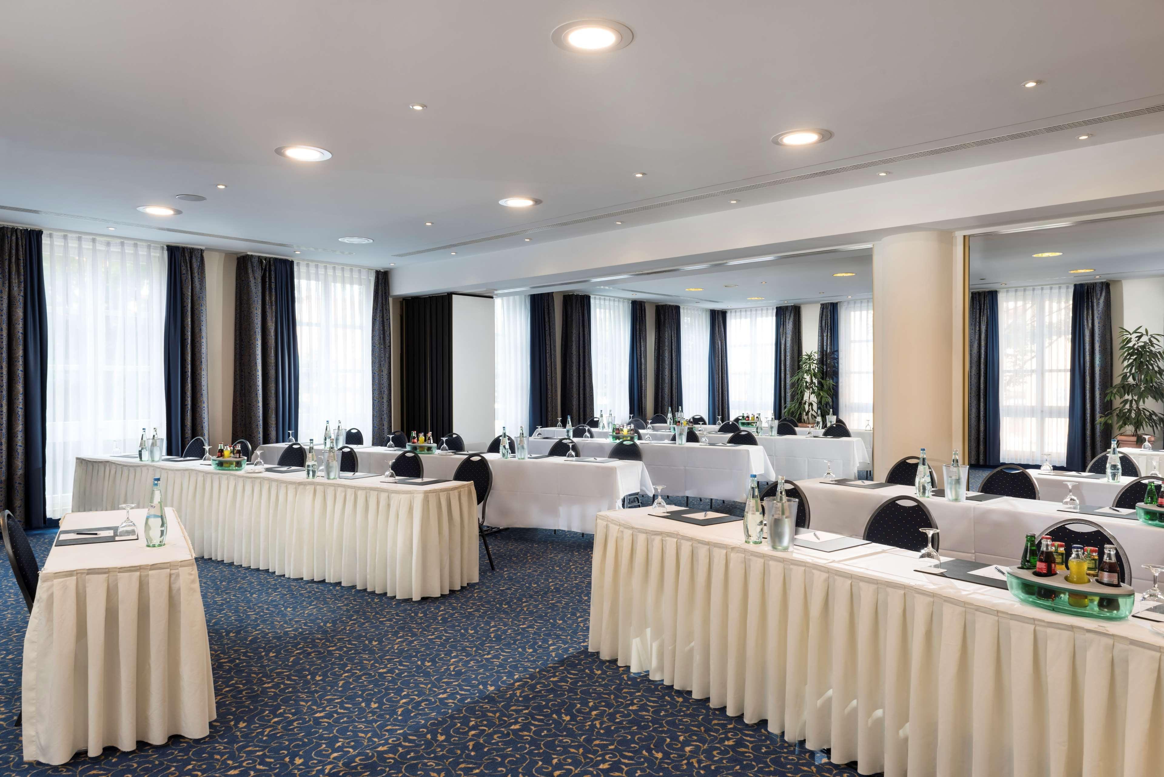 Radisson Blu Hotel Halle-Merseburgo Negocio foto